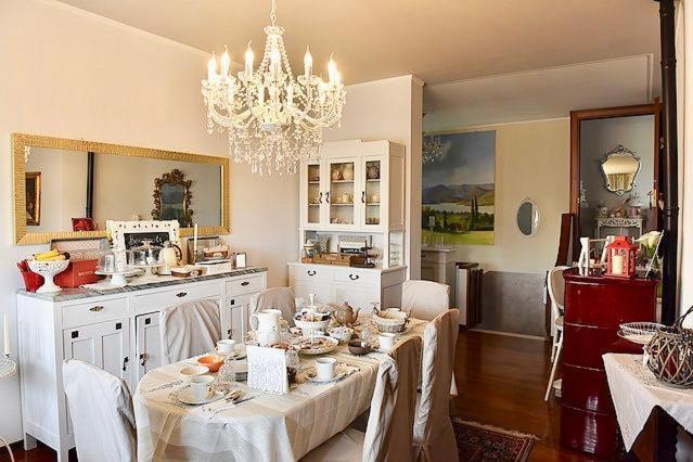 B&B La Casa Di Pamela Casciago Kültér fotó