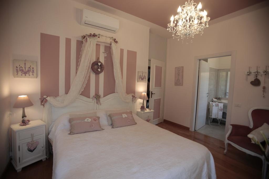 B&B La Casa Di Pamela Casciago Kültér fotó