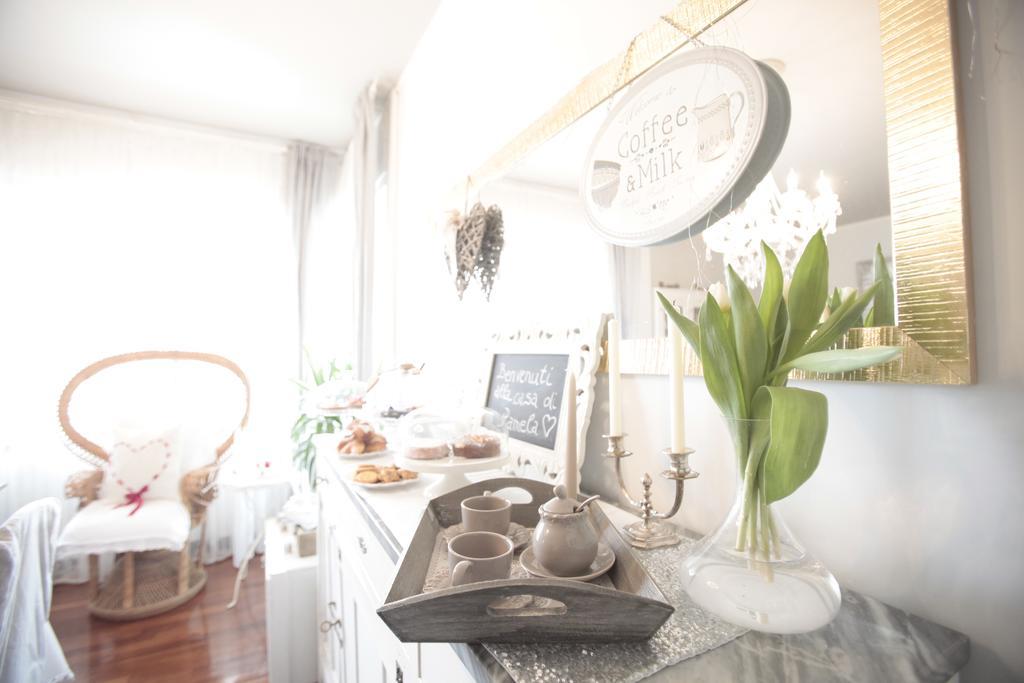 B&B La Casa Di Pamela Casciago Kültér fotó